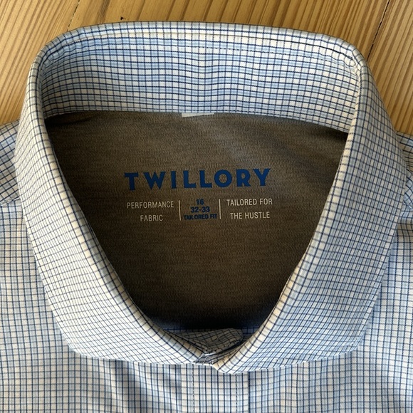 Twillory Performance Button Down (Blue/White Tile) 16”/32-33 - Picture 2 of 5